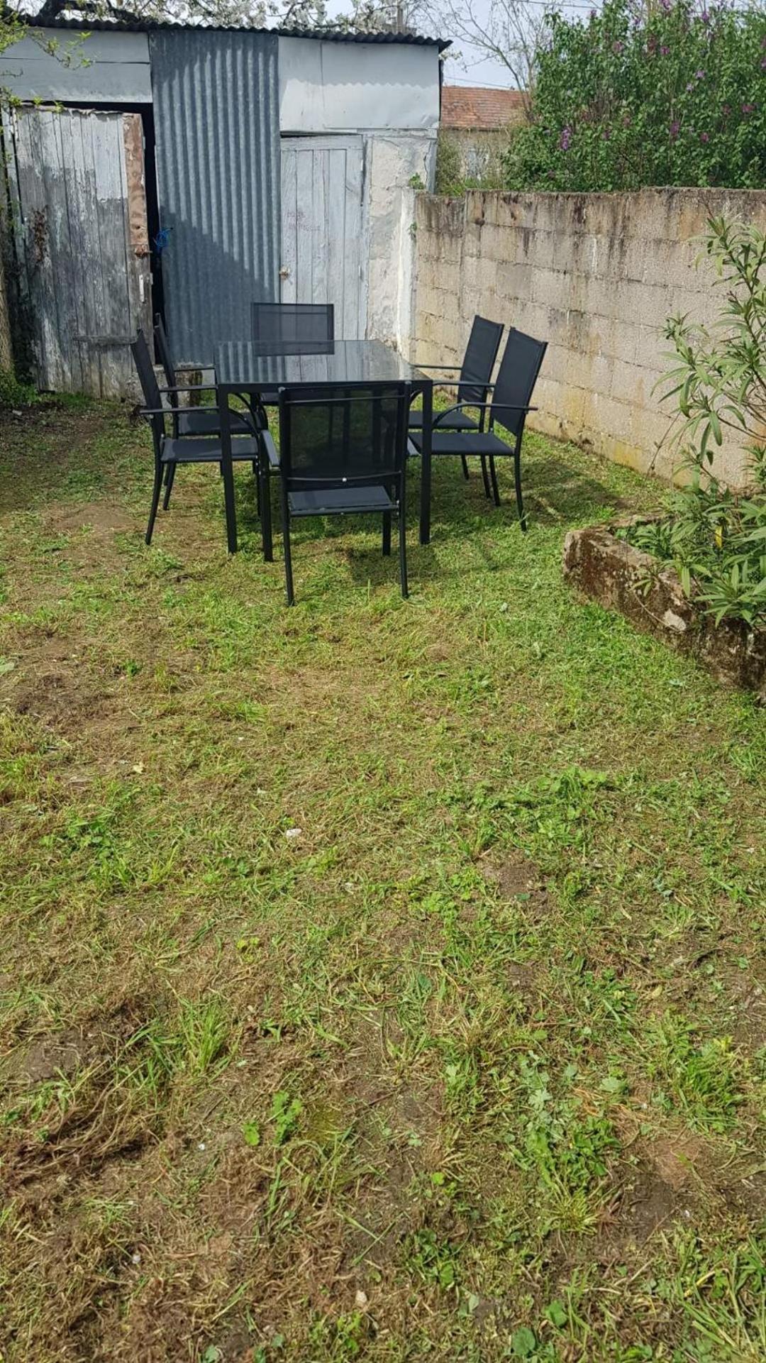 Maison Avec Jardin Issoudun Eksteriør billede